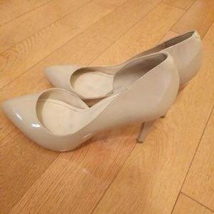 BCBG Nude Pumps